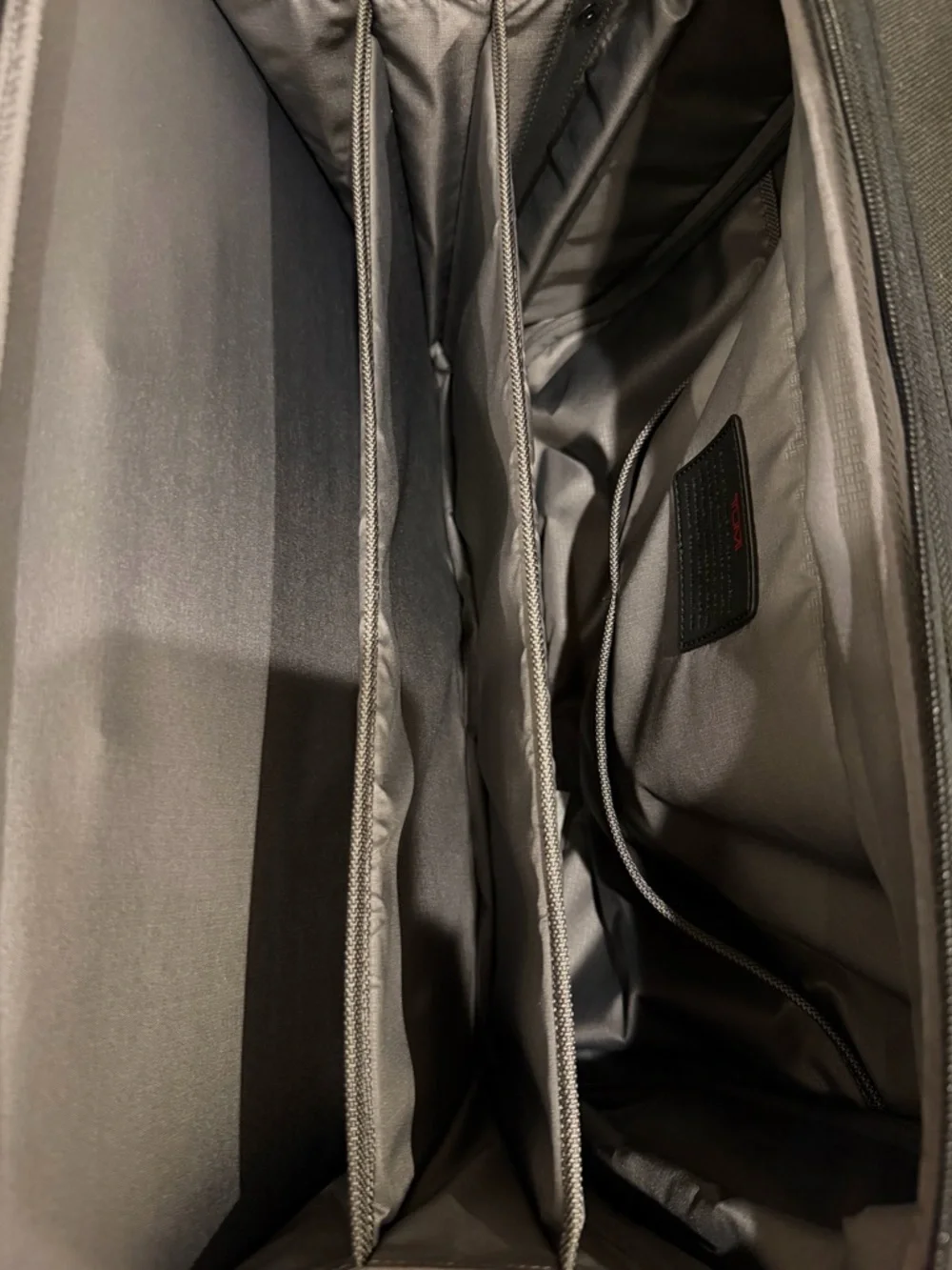 TUMI ALPHA Deluxe 4 Wheeled Laptop Case Brief